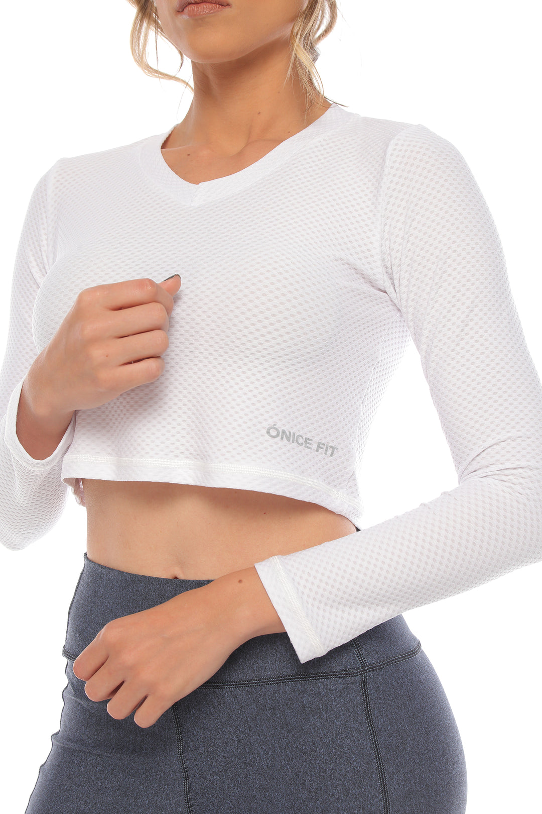 Long Sleeve Cropped Workout Top - White