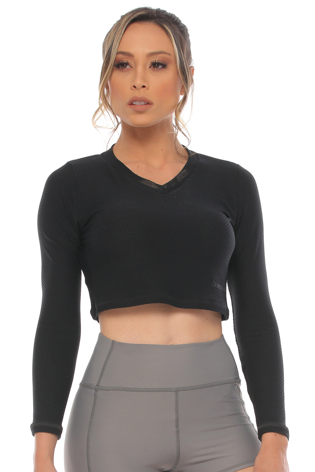 Long Sleeve Cropped Workout Top - Black