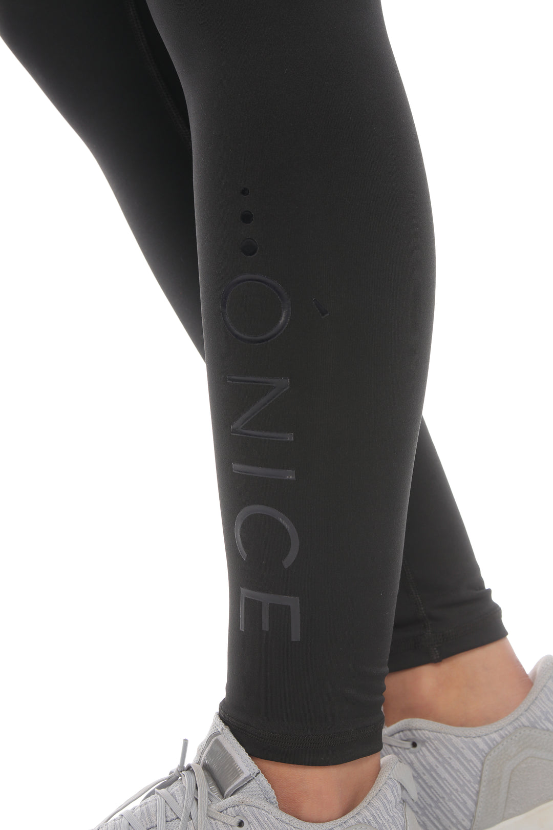 Crossover Ultra-Soft Sculpt Leggings