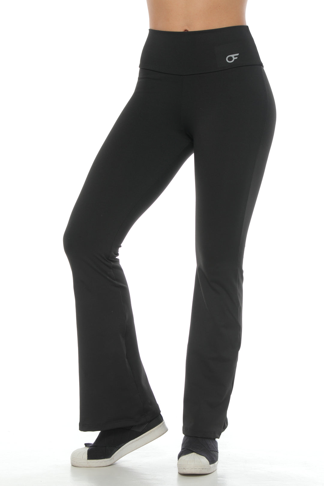 Flared Yoga Pants – High Waist Comfort